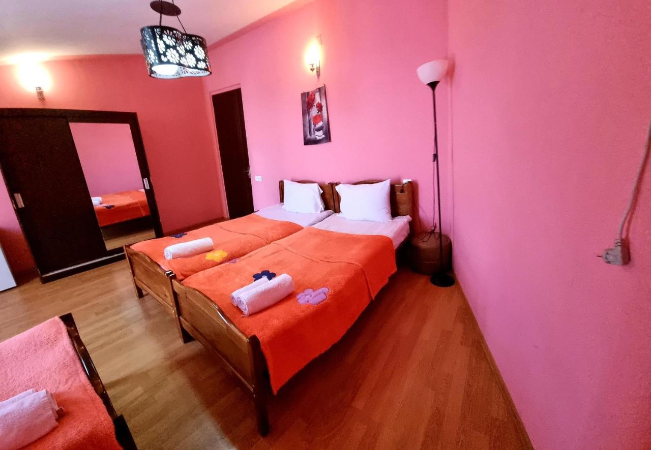Qeroli Old Town Hotel Tbilisi Bagian luar foto