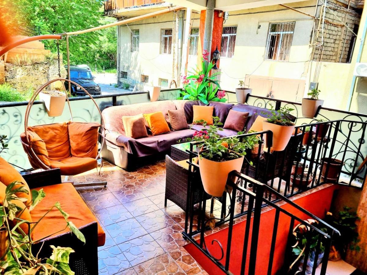 Qeroli Old Town Hotel Tbilisi Bagian luar foto