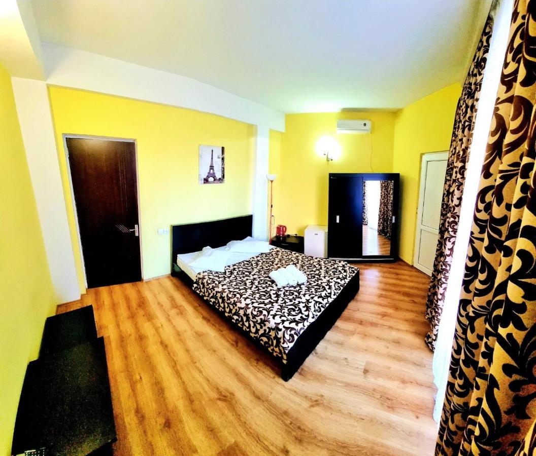 Qeroli Old Town Hotel Tbilisi Bagian luar foto