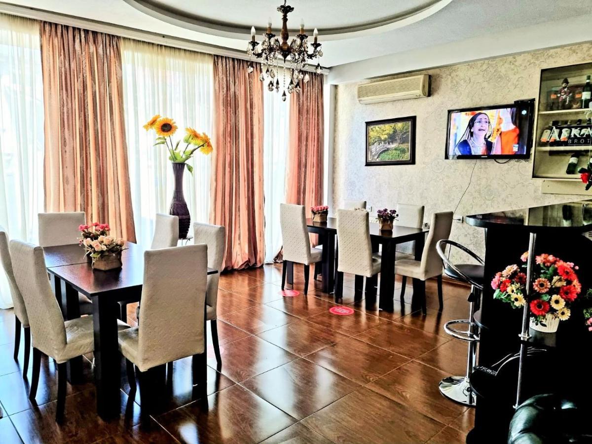 Qeroli Old Town Hotel Tbilisi Bagian luar foto