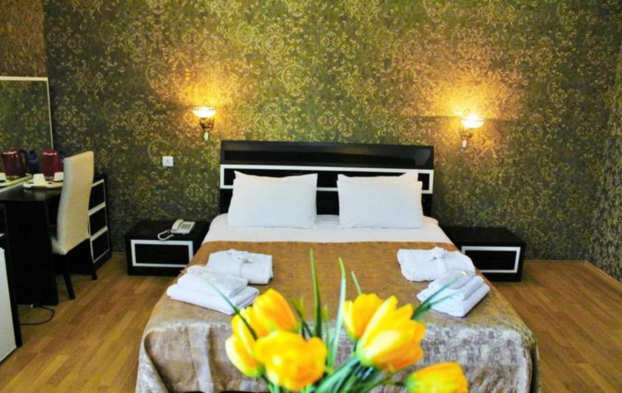 Qeroli Old Town Hotel Tbilisi Bagian luar foto