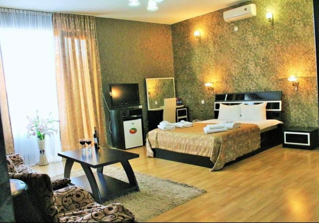 Qeroli Old Town Hotel Tbilisi Bagian luar foto