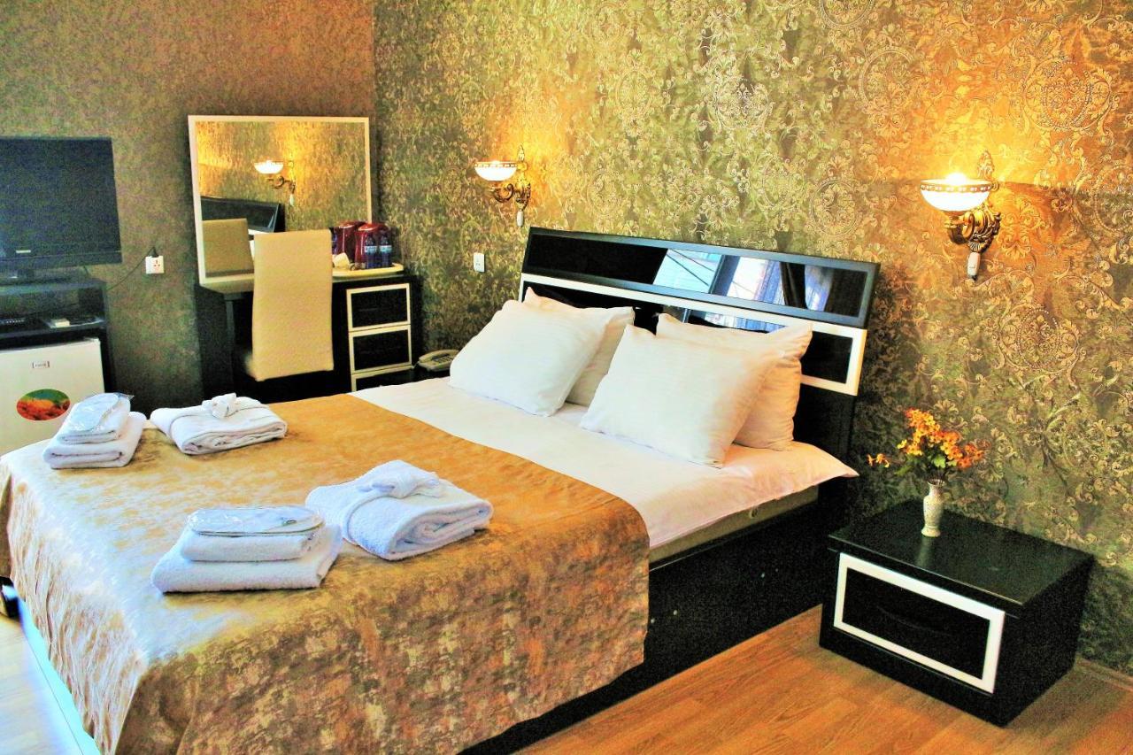 Qeroli Old Town Hotel Tbilisi Bagian luar foto